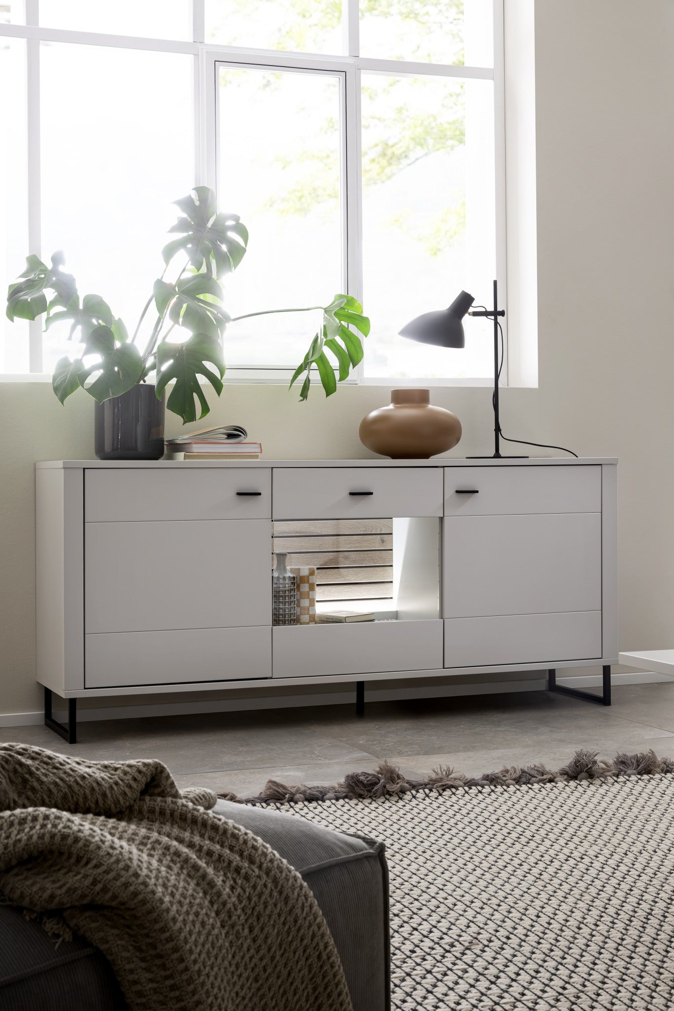 LOUISIANA Sideboard