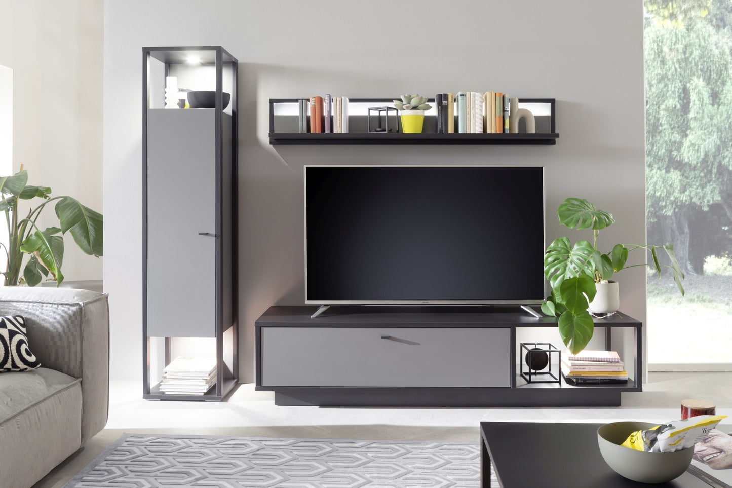LUXOR Highboard