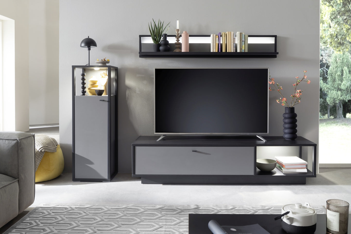 LUXOR Highboard