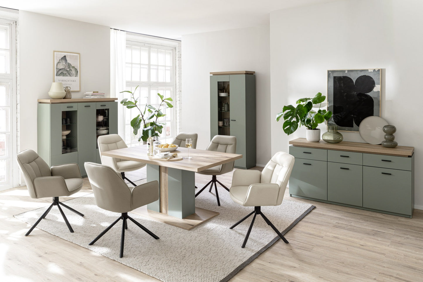 MONIZ Sideboard