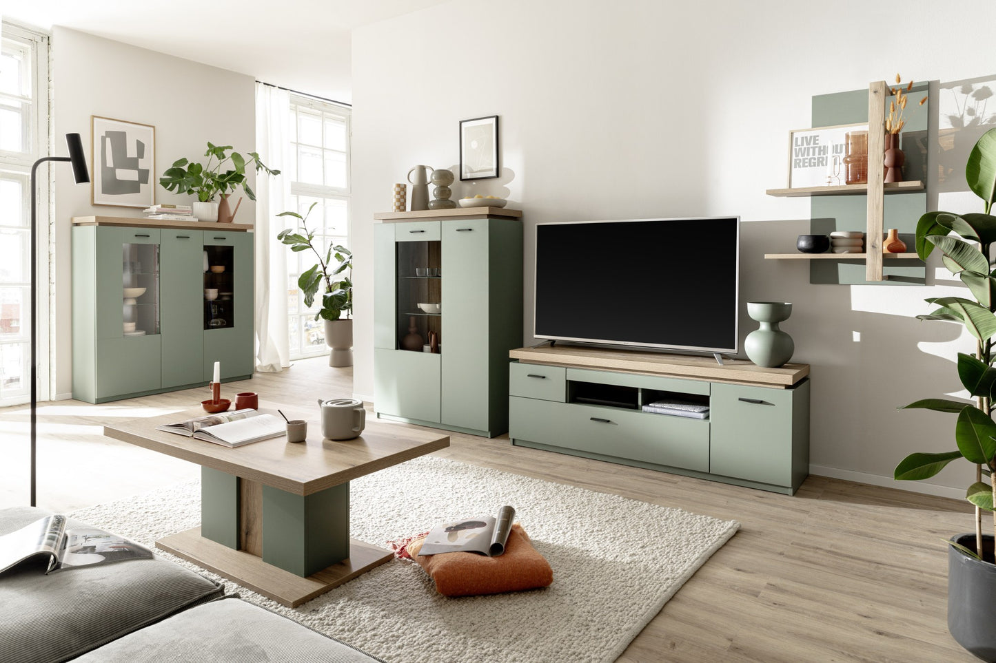 MONIZ Highboard