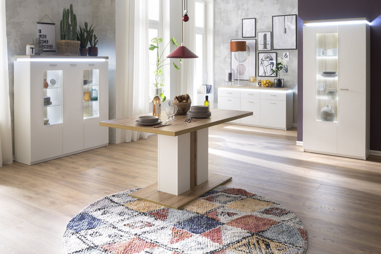 CALI Highboard