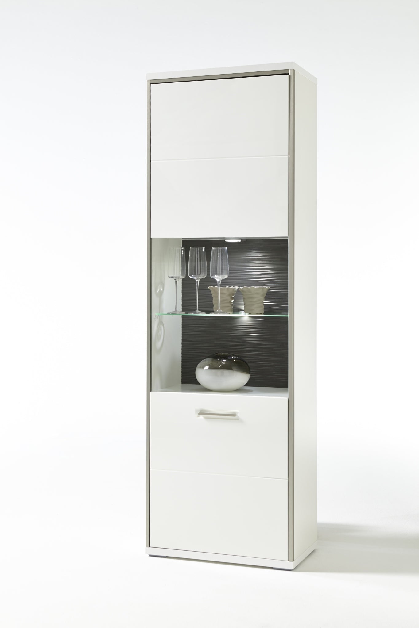 TRENTO Vitrine Links